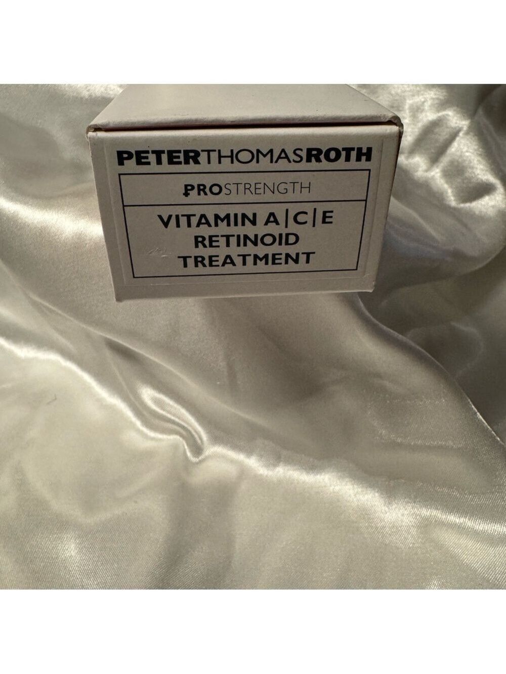 Peter Thomas Roth Vitamin A C E Retinoid Treatment - Picture 3 of 5